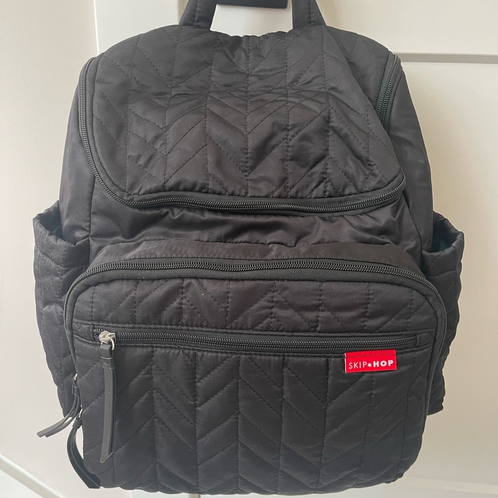 Skip hop forma diaper bag in black, never used